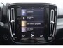 Volvo XC40 1.5 T3 R-Design NL-Auto!! Panoramadak I Camera I Apple Car-Play -- 2e PAASDAG OPEN 11.00 t/m 16.00 UUR --