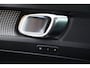 Volvo XC40 1.5 T3 R-Design NL-Auto!! Panoramadak I Camera I Apple Car-Play -- 2e PAASDAG OPEN 11.00 t/m 16.00 UUR --