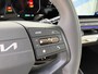 Kia EV2 Plus Advanced 42.2kWh 147pk | 5-ZITS | SCHUIF/KANTELDAK | ELEKTR. VERST. BESTUURDERSSTOEL | HARMON KARDON AUDIO | 18'' LM-VELGEN | LED | EXTRA GETINTE RAMEN | STOEL- + STUURWIELVERW. |