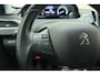 Peugeot 208 1.2 Turbo Allure 82 Pk | Trekhaak | Navigatie | Camera Achter | Cruise Control | Climate Control | LM-Velgen