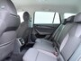 Skoda Octavia Combi 1.0 e-TSI Ambition | Carplay | Parkeerhulp | Cruise Control | Getint Glas | Navi | 16'' |