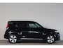 Kia e-Soul DynamicPlusLine 64 kWh NL-Auto!! SOH 100% Key-Less I Stuur + Stoelverw. I Carplay -- 2e PAASDAG OPEN 11.00 t/m 16.00 UUR --