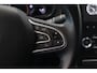 Renault Megane Estate 1.3 TCe Limited Navigatie CruiseControl Trekhaak !! 2e Pinksterdag geopend van 12:00 tot 17:00u !!