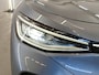 Volkswagen ID.4 77 kWh 204pk Pro | SOH 94%| Panoramadak | Trekhaak | Assistance, Comfort en Design Pakket Plus | LED | Keyless|20"