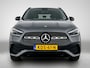 Mercedes-Benz GLA 250 e AMG Plug-In Hybride AMG Line | Night Pakket | Trekhaak | Sfeerverlichting | MultiBeam Ledkoplampen | Lederen bekleding. Inclusief 24 maanden MB Certified garantie voor Europa.