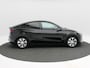 Tesla Model Y RWD 58 kWh 238 Pk | Trekhaak | Panoramadak | Stoel/Stuur Verwarming | 360° Camera | Adaptive Cruise | 56.403 Km !!
