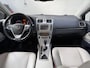 Toyota Avensis Wagon 1.8 VVTi Business UNIEK Clima Cruise Navi Pano Leder