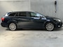 Toyota Avensis Wagon 1.8 VVTi Business UNIEK Clima Cruise Navi Pano Leder