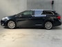 Toyota Avensis Wagon 1.8 VVTi Business UNIEK Clima Cruise Navi Pano Leder