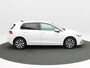 Volkswagen Golf 1.4 eHybrid 204 Pk Automaat Style | Parkeersensoren | Climatronic | Adaptive Cruise | Stoelverwarming | CarPlay | 16 Inch | 79.772 Km !!