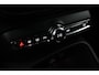 Volvo XC40 T4 Plug-in hybrid Plus Dark | Apple Carplay/Android Auto | Premium audio | Stuurverwarming | Achteruitrijcamera | Extra getint glas |