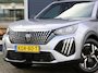 Peugeot 2008 1.2 100 pk Allure 1ste eigenaar | Climate Control | Parkeersensoren V+A | LED | 17" LMV | Navigatie via Apple Carplay & Android Auto