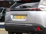 Peugeot 2008 1.2 PureTech 100 Allure 1ste eigenaar | Climate Control | Parkeersensoren V+A | LED | 17" LMV | Apple Carplay & Android Auto