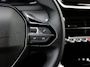 Peugeot 2008 1.2 100 pk Allure 1ste eigenaar | Climate Control | Parkeersensoren V+A | LED | 17" LMV | Navigatie via Apple Carplay & Android Auto