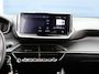 Peugeot 2008 1.2 100 pk Allure 1ste eigenaar | Climate Control | Parkeersensoren V+A | LED | 17" LMV | Navigatie via Apple Carplay & Android Auto