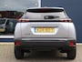 Peugeot 2008 1.2 PureTech 100 Allure 1ste eigenaar | Climate Control | Parkeersensoren V+A | LED | 17" LMV | Apple Carplay & Android Auto
