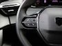 Peugeot 2008 1.2 100 pk Allure 1ste eigenaar | Climate Control | Parkeersensoren V+A | LED | 17" LMV | Navigatie via Apple Carplay & Android Auto