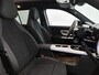 Mercedes-Benz GLB 250+ Business Solution AMG 7p. 85.5 kWh | Premium Plus | Winterpakket | Nightpakket | Trekhaak | Verstelbare demping | Smartphone integratie | Vast panoramadak |
