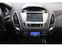 Hyundai ix35 2.0i Business Edition, Automaat, Achteruitrijcamera, Cruise control, NL auto, Clima, Trekhaak, 17 inch all season, Navi, Blue tooth, Isofix