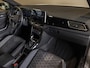 Volkswagen T-Roc 1.5 TSI R-Line Blackstyle / 150pk / Stoel en stuur verwarming / Achteruitrij camera / Keyless /