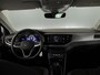 Volkswagen Polo 1.0 TSI Style 110 pk Automaat (DSG) | Navigatie via App | Parkeersensoren (Park assist) | Achteruitrijcamera | Autom. airco | Stoelverwarming |