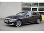 BMW 3-Serie Touring 318i Automaat! High Executive Edition BJ2021 Lmv 18" | Led V+A | Pdc | Elek. achterklep | Navi | Virtual cockpit | Dashboard verlichting | Climate control | Cruise control | Lederen bekleding | Sportstoelen | Verwarmde voorstoelen | Zwarte hemel