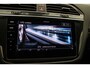 Volkswagen Tiguan R-Line Business 1.4 TSI eHybrid 245pk DSG Automaat Trekhaak, 360 camera, Head up display, Adaptive cruise control, Black style, LED matrix koplampen, Navigatie