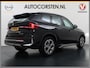 BMW X1 xDrive25e 4WD Hybride 245pk AUT-7 Leer Trekhaak M Shadow-Line Connected-Pro LED Adap.Cruise+File-Assist (semi-Auto-Pilot Xline Camera Navi Sportstoelen Dual-Ecc ParkAssist PDC-a+v Apple Carplay Android Live Cockpit Plus 18"lm Elek.Achterklep ConnectDrive Lmv Isofix DAB Led Regen-Lichtsensor Lane Assist Wifi AWD Hybrid met 16,3kw Groot accu pakket Automaat 1.700KG Trekvermogen 1e Eigenaar Origineel Nederlandse Auto Dealeronderhouden