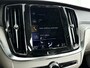 Volvo S60 Recharge T8 AWD Inscription | Panoramadak | Parkeercamera | Stoel- en Stuurverwarming | Trekhaak