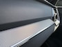 Volvo V60 2.0 T6 Plug-in hybrid AWD Essential | Adaptieve Cruise Control | Leder | Zwarte Hemel | 19 Inch | Stoel + Stuurverwarming | Getint Glas |