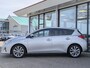 Toyota Auris 1.8 Hybrid Lease | Panoramadak | Camera | Cruise control | Climate control | Navi | Bluetooth