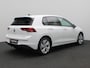 Volkswagen Golf 1.5 eHybrid Life Edition 204PK DSG Trekhaak, Memorystoel, Ergo Active Stoelen, 17" LM Velgen, Keyless, Side Assist, Stoel-Stuurverwarming, Navi via Apple Carplay/Android Auto