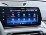 BMW iX1 eDrive20 67kWh M Sport pakket Pano-Dak/Schuif-dak Leer SOH 100% Warmtepomp Camera Navi Ecc PDC-a+v Apple Carplay Android Auto Elek.Achterklep Zwarte-Hemel VerkeersbordHerkenning WiFi M Aerodynamica Lmv Led Privacy Glas Isofix DAB Keyless Wifi 1e Eigenaar Origineel Nederlandse Auto !!