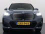 BMW iX1 eDrive20 67kWh M Sport pakket Pano-Dak/Schuif-dak Leer SOH 100% Warmtepomp Camera Navi Ecc PDC-a+v Apple Carplay Android Auto Elek.Achterklep Zwarte-Hemel VerkeersbordHerkenning WiFi M Aerodynamica Lmv Led Privacy Glas Isofix DAB Keyless Wifi 1e Eigenaar Origineel Nederlandse Auto !!