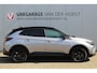 Opel Grandland 1.2-130pk Turbo GS-Line. Zeer nette en luxe hoogzitter, slechts 43.000km ! Autm. airco dual, camera, half leder, navigatie, telefoonvoorb, Apple carplay/Android auto, lane- en side assist, cruise control, metallic lak, LM wielen etc.
