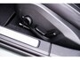 Volvo V60 2.0 T6 Plug-in hybrid AWD Ultra Dark | Adaptive Cruise Control | Head Up Display | 360 Camera | Schuif -/ Kanteldak | 19 Inch | Sportstoelen | Harman Kardon Audio | Memory | Adaptieve Koplampen |