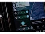 Volvo V60 2.0 T6 Plug-in hybrid AWD Ultra Dark | Adaptive Cruise Control | Head Up Display | 360 Camera | Schuif -/ Kanteldak | 19 Inch | Sportstoelen | Harman Kardon Audio | Memory | Adaptieve Koplampen |