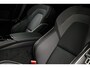Volvo V60 2.0 T6 Plug-in hybrid AWD Ultra Dark | Adaptive Cruise Control | Head Up Display | 360 Camera | Schuif -/ Kanteldak | 19 Inch | Sportstoelen | Harman Kardon Audio | Memory | Adaptieve Koplampen |