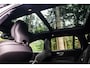 Volvo V60 2.0 T6 Plug-in hybrid AWD Ultra Dark | Adaptive Cruise Control | Head Up Display | 360 Camera | Schuif -/ Kanteldak | 19 Inch | Sportstoelen | Harman Kardon Audio | Memory | Adaptieve Koplampen |