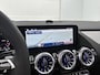 Mercedes-Benz GLA 250 e Business Solution AMG | Premium Plus | Nightpakket | GUARD 360 ° Plus | Burmester | Trekhaak | Panoramaschuifdak | MULTIBEAM LED | Sfeerverlichting |