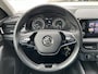 Skoda Scala 1.0 TSI Ambition / App connect  / Parkeersensoren achter / Cruise controle / Fabriek garantie 2028 / **