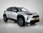 Toyota Yaris Cross 1.5 Hybrid 115 First Edition + | BTW voertuig | Stoel+stuurverwarming | Draadloze telefoonlader | Achteruitrijcamera | Cruise Control Adaptive | Navigatie |