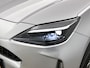 Toyota Yaris Cross 1.5 Hybrid 115 First Edition + | BTW voertuig | Stoel+stuurverwarming | Draadloze telefoonlader | Achteruitrijcamera | Cruise Control Adaptive | Navigatie |