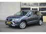 SEAT Ateca 1.5 TSI Style Business Intense BJ2021 Lmv 17" | Led V+A | Pdc | Panoramadak | Elek. trekhaak | Achteruitrijcamera | App-Connect | Navi | Climate control | Cruise control | Lederen bekleding | Verwarmd stuur | Verwarmde voorstoelen | Extra getint glas