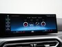 BMW 3-Serie Touring 330e M Sport PHEV 293pk Dealer O.H. NIEUW MODEL | Adaptive Cruise | Head Up | Camera | Lederen Competition Stoelen Memory & Verwarmd | Sfeerverlichting | Stuur Verwarmd | Keyless | Blis | Apple Carplay | Plug In Hybrid |