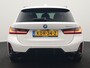 BMW 3-Serie Touring 330e M Sport PHEV 293pk Dealer O.H. NIEUW MODEL | Adaptive Cruise | Head Up | Camera | Lederen Competition Stoelen Memory & Verwarmd | Sfeerverlichting | Stuur Verwarmd | Keyless | Blis | Apple Carplay | Plug In Hybrid |