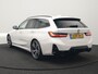 BMW 3-Serie Touring 330e M Sport PHEV 293pk Dealer O.H. NIEUW MODEL | Adaptive Cruise | Head Up | Camera | Lederen Competition Stoelen Memory & Verwarmd | Sfeerverlichting | Stuur Verwarmd | Keyless | Blis | Apple Carplay | Plug In Hybrid |