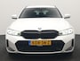 BMW 3-Serie Touring 330e M Sport PHEV 293pk Dealer O.H. NIEUW MODEL | Adaptive Cruise | Head Up | Camera | Lederen Competition Stoelen Memory & Verwarmd | Sfeerverlichting | Stuur Verwarmd | Keyless | Blis | Apple Carplay | Plug In Hybrid |