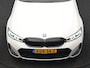 BMW 3-Serie Touring 330e M Sport PHEV 293pk Dealer O.H. NIEUW MODEL | Adaptive Cruise | Head Up | Camera | Lederen Competition Stoelen Memory & Verwarmd | Sfeerverlichting | Stuur Verwarmd | Keyless | Blis | Apple Carplay | Plug In Hybrid |