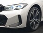 BMW 3-Serie Touring 330e M Sport PHEV 293pk Dealer O.H. NIEUW MODEL | Adaptive Cruise | Head Up | Camera | Lederen Competition Stoelen Memory & Verwarmd | Sfeerverlichting | Stuur Verwarmd | Keyless | Blis | Apple Carplay | Plug In Hybrid |